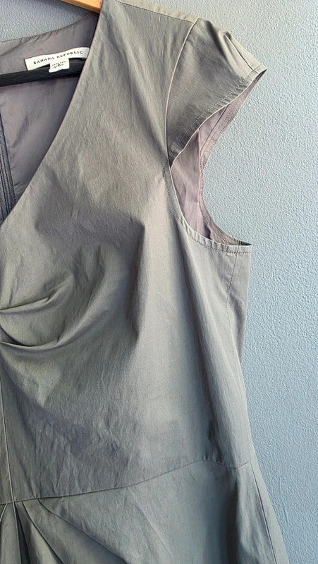 Banana Republic Khaki Green Stretch V-Neck Short Sleeve Shift Dress UK 8 S Smart