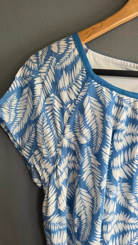 Boden Blue White Leaf Print Viscose Belted Dress UK 12 M/L Short Sleeve Summer