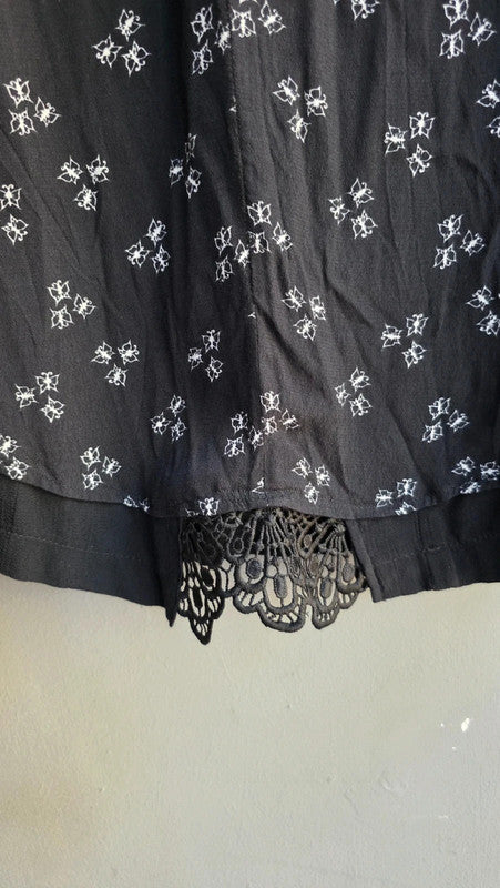 & Other Stories Black White Butterfly Print Shift Dress UK 6 XS Lace Trim Summer