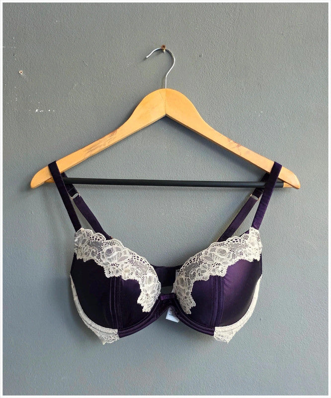 Autograph Rosie Silk Lace Bra (Grape 32DD) Cream Purple Wired - Excellent .